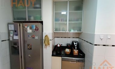 Venta Departamento 3 habitaciones + dos cocheras y bauleras sarmiento al 200