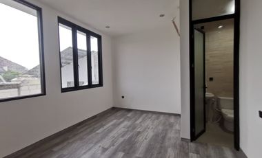 Dijual Rumah Baru Pondok Tjandra 2 lantai