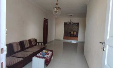 Dijual murah di komplek Cimindi raya paster