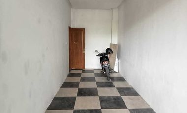 Rumah solo Gentan purbayan dekat luwes baki