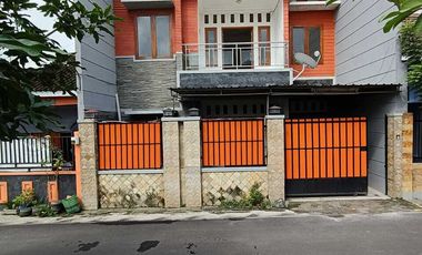 Rumah solo Gentan purbayan dekat luwes baki