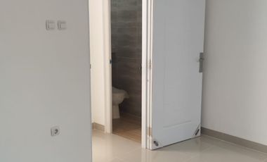 JUAL RUMAH 2 LANTAI ANCOL SELATAN MODERN aman dan nyaman