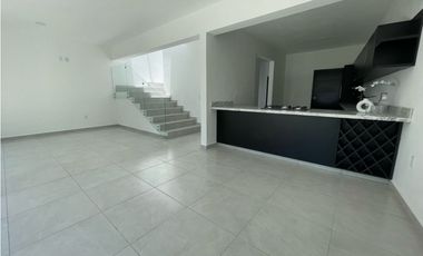 OPORTUNIDAD CASA EN PREVENTA ZONA CENTRO DE JIUTEPEC CON VIGILANCIA