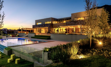 Casa en Venta en Bosques de las Misiones $13,200,000