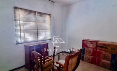 Edificio venta CENTRO - En esquina con local en PB y depto en PA / Corner