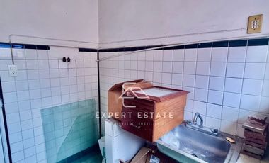 Edificio venta CENTRO - En esquina con local en PB y depto en PA / Corner