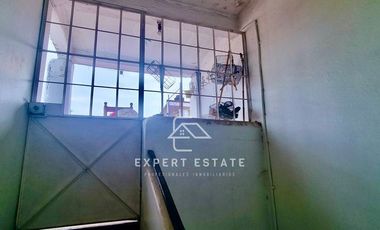 Edificio venta CENTRO - En esquina con local en PB y depto en PA / Corner