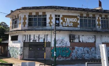 LOCAL  ITUZAINGO VENTA