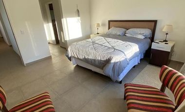 Casa en Costa Esmeralda - Barrio golf II