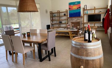 Casa en Costa Esmeralda - Barrio golf II