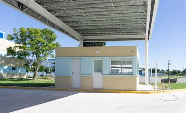 importante deposito de 12000 m2 a tan solo 100 mts de Panamericana, Garin