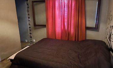 Casa en  Luis Guillon 2 dormitorios y entrada de coche