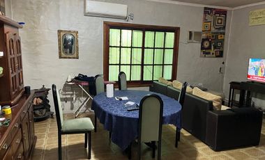 Casa de 3 dormitorios y parque