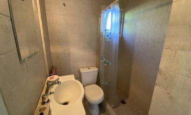 Venta - Casa 5 amb. Pileta, Jardín y Quincho - 2 Lotes / Los Ñanduces