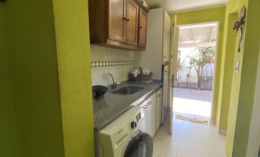 Venta - Casa 5 amb. Pileta, Jardín y Quincho - 2 Lotes / Los Ñanduces