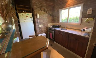 Venta - Casa 5 amb. Pileta, Jardín y Quincho - 2 Lotes / Los Ñanduces
