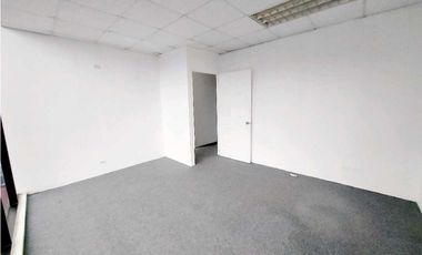 ALQUILER OFICINA 73.50M2 EN LA TUMBA MUERTO EN EL PH CENTURY TOWER