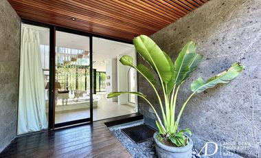 FREEHOLD | VILLA IN A BEAUTIFUL COMPLEX IN BERAWA