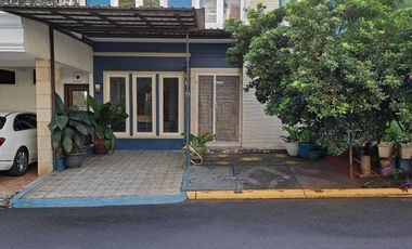 Di sewakan rumah exlusive full furnished 2 lantai di bintaro