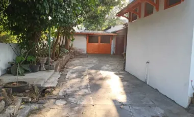 Rumah Makam haji Sukoharjo luas pengen cepat laku