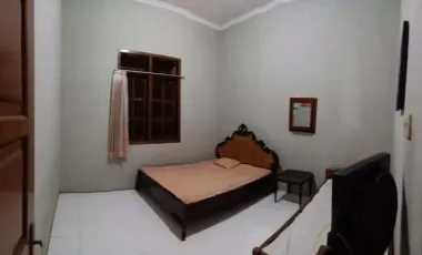 Rumah pusat Yogya untuk usaha