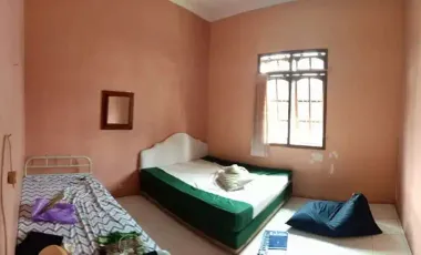 Rumah pusat Yogya untuk usaha