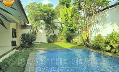 Disewakan Rumah di Area Kemang Jakarta Selatan STDN0161