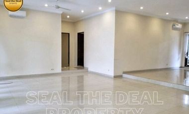 Disewakan Rumah di Area Kemang Jakarta Selatan STDN0161
