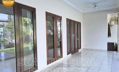 Disewakan Rumah di Area Kemang Jakarta Selatan STDN0161