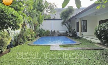 Disewakan Rumah di Area Kemang Jakarta Selatan STDN0161