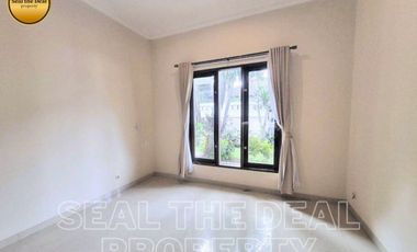 Disewakan Rumah di Area Kemang Jakarta Selatan STDN0161
