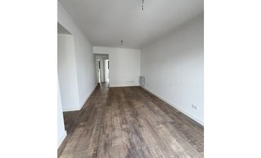 3 Ambientes al frente