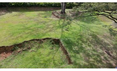 Venta de Lote en San Jerónimo en Unidad Cerrada