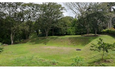 Venta de Lote en San Jerónimo en Unidad Cerrada