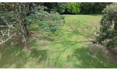 Venta de Lote en San Jerónimo en Unidad Cerrada