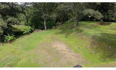 Venta de Lote en San Jerónimo en Unidad Cerrada