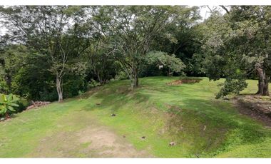 Venta de Lote en San Jerónimo en Unidad Cerrada