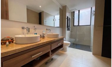 ARRIENDO APARTAMENTO AMOBLADO EN CHICO RESERVADO