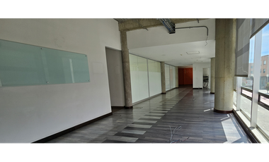 Alquiler de Oficinas en la Autopista Medellín 1.764 M2