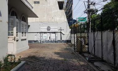 Rumah Pinggir Jalan Besar Cocok Untuk Kantor
