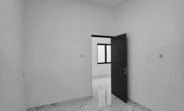 Rumah Lingkungan Elite Solo Baru