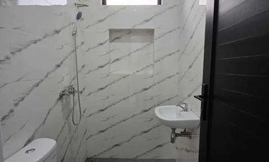 Rumah Lingkungan Elite Solo Baru