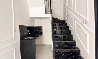 Dijual Rumah Dekat Tol Cawang, PGC Cililitan dan Pasar Kramat Jati