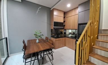 Dijual Rumah Dekat Pejaten Village, Kampus UNAS dan Tol Simatupang