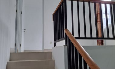 Rumah siap huni area hertasning royal spring