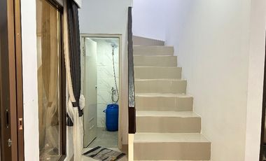 Dijual murah rumah cantik baru selesai renov di Tapos, Sukatani