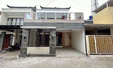 Dijual murah rumah cantik baru selesai renov di Tapos, Sukatani