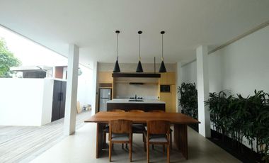 Villa Modern Baru Dekat Pantai Seseh dan Pererenan Bali