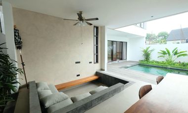 Villa Modern Baru Dekat Pantai Seseh dan Pererenan Bali