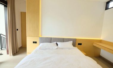 Villa Modern Baru Dekat Pantai Seseh dan Pererenan Bali